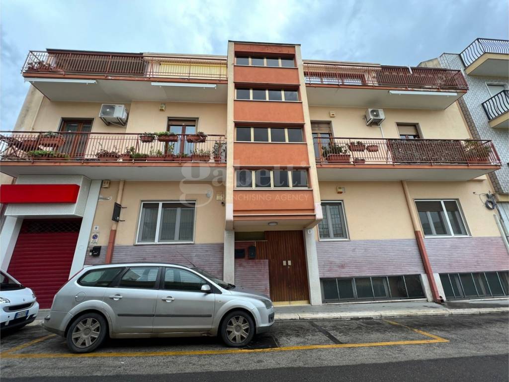 Vendita Appartamento In Via Armando Diaz 12 Andria Buono Stato