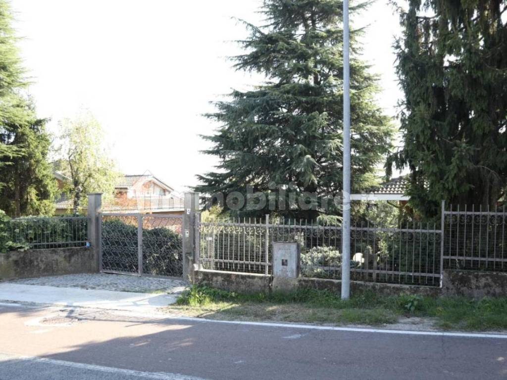 Vendita Villa Unifamiliare In Via Superga Baldissero Torinese Buono