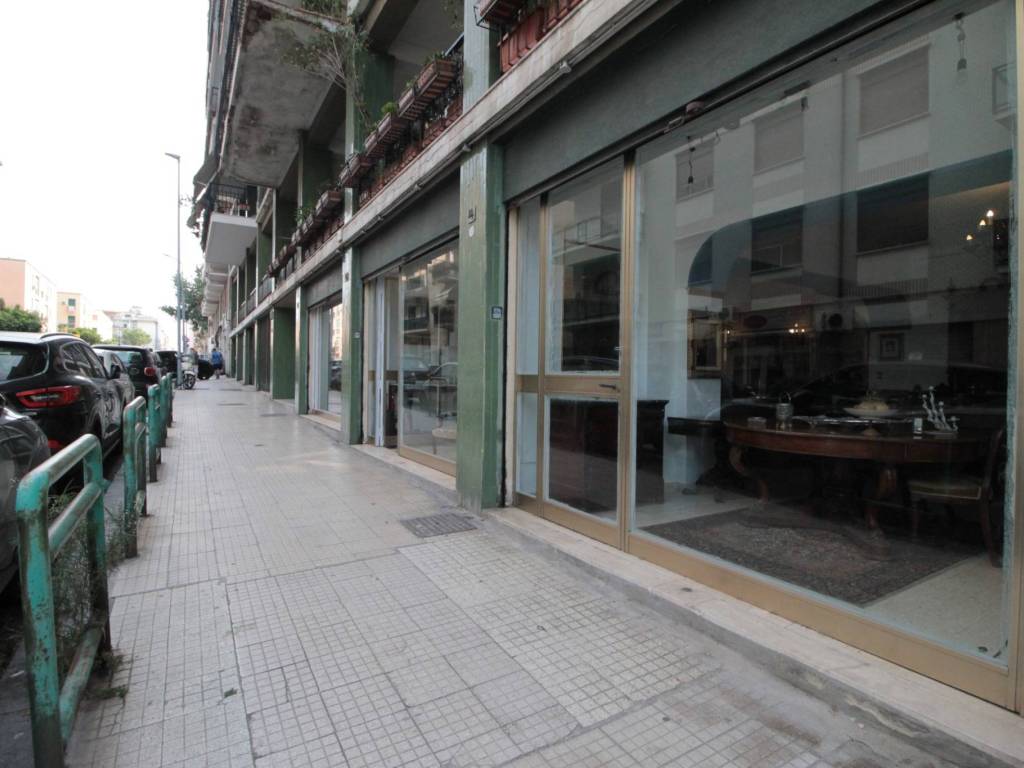 Locale Commerciale Via Pola Messina Rif Immobiliare It