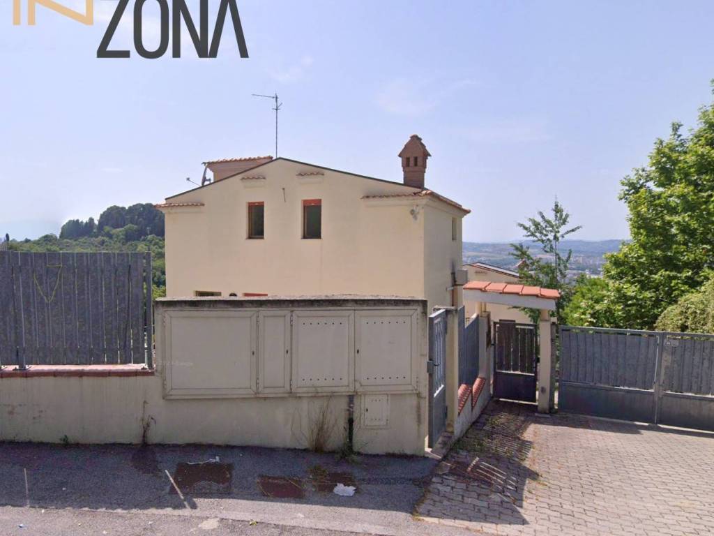 Asta Per Casa Indipendente Str Colle Santo Spirito Fontanelle