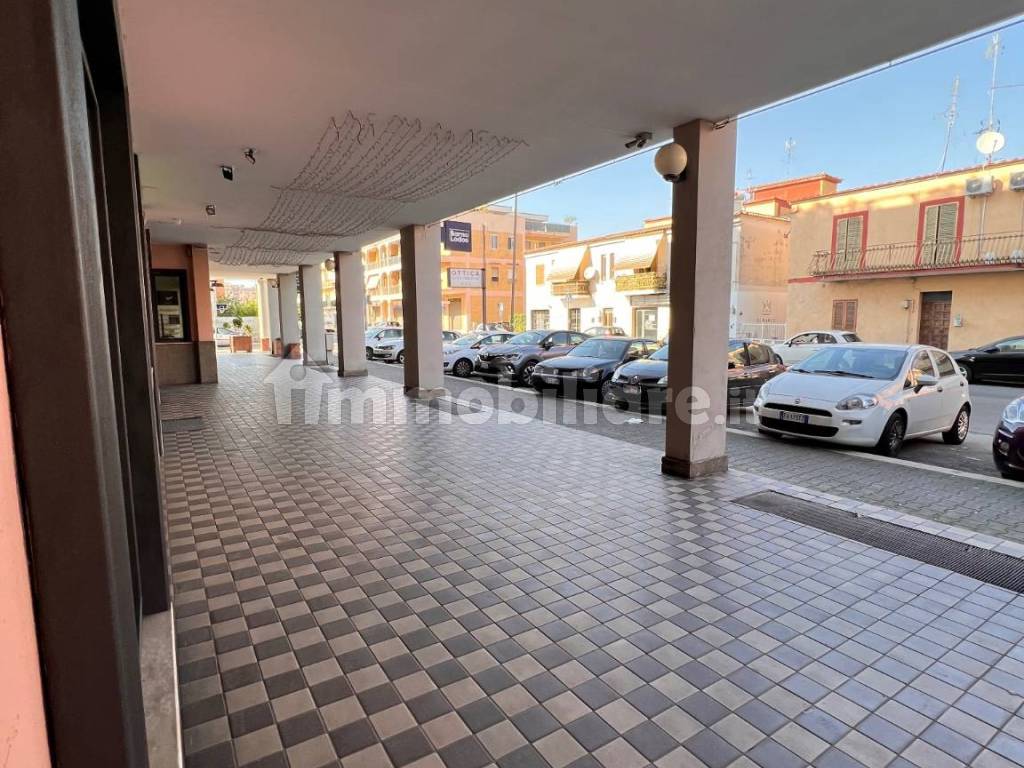 Locale Commerciale Via Milazzo Latina Rif 109060165 Immobiliare It