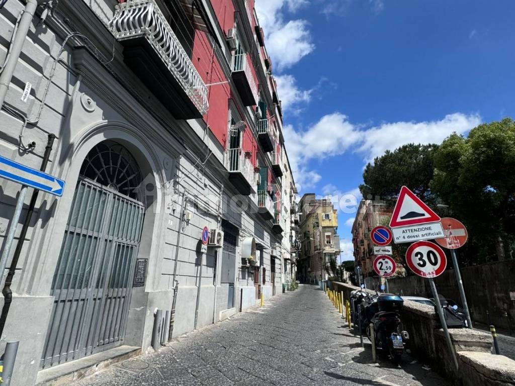 Vendita Appartamento Napoli Bilocale In Via Sant Eframo Vecchio Da