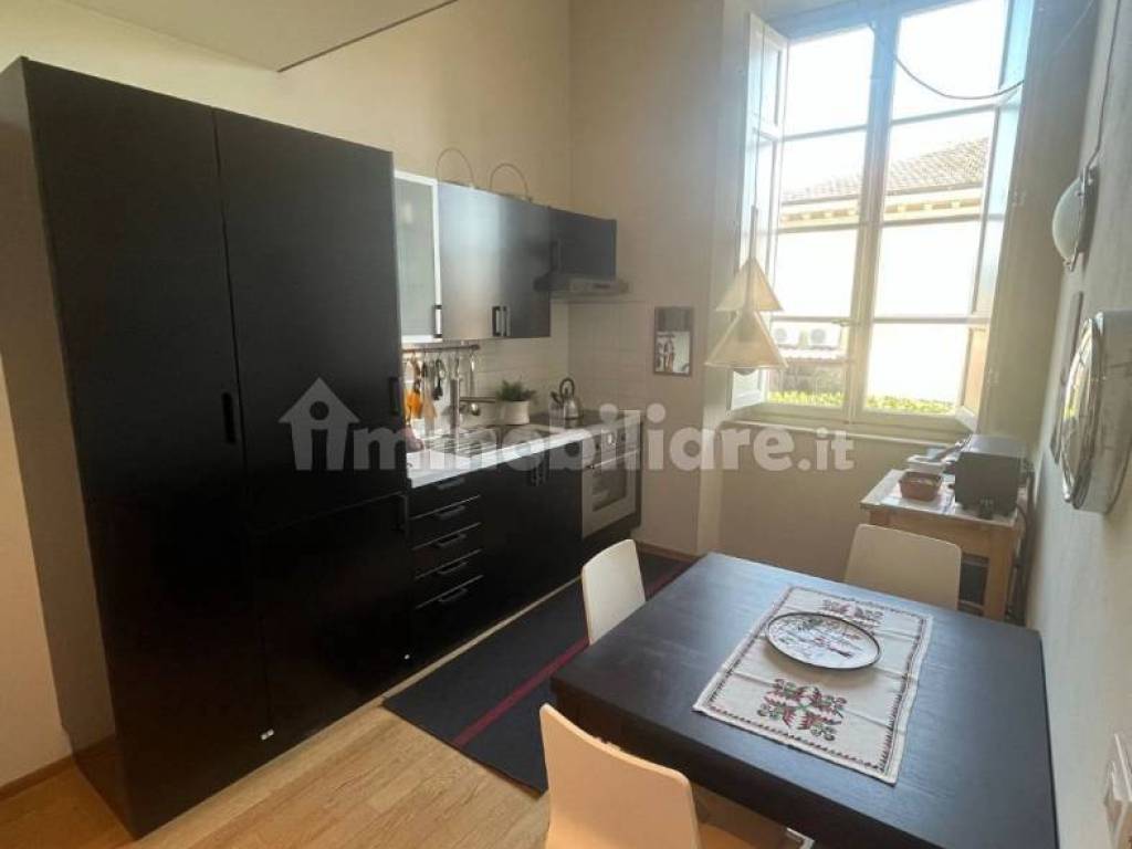 Rent Apartment Lucca Room Flat In Viale Castruccio Castracani