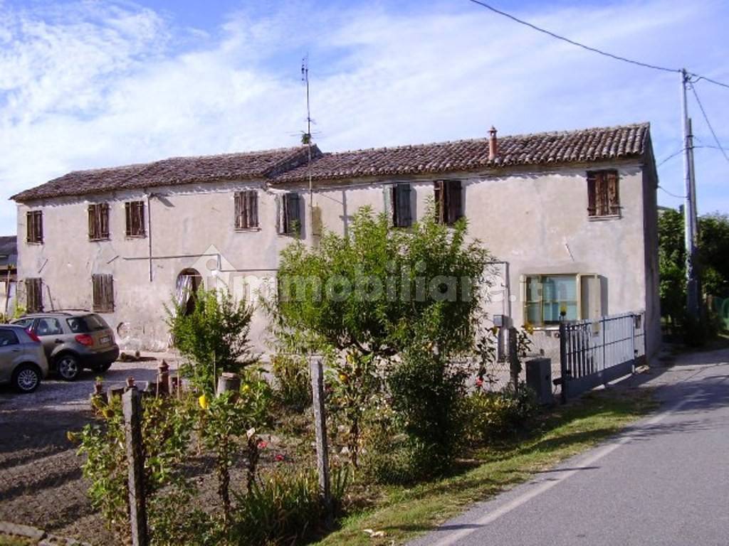Rustico - Casale in vendita a Riva del Po