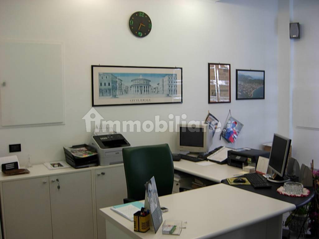 INTERNO AGENZIA 1