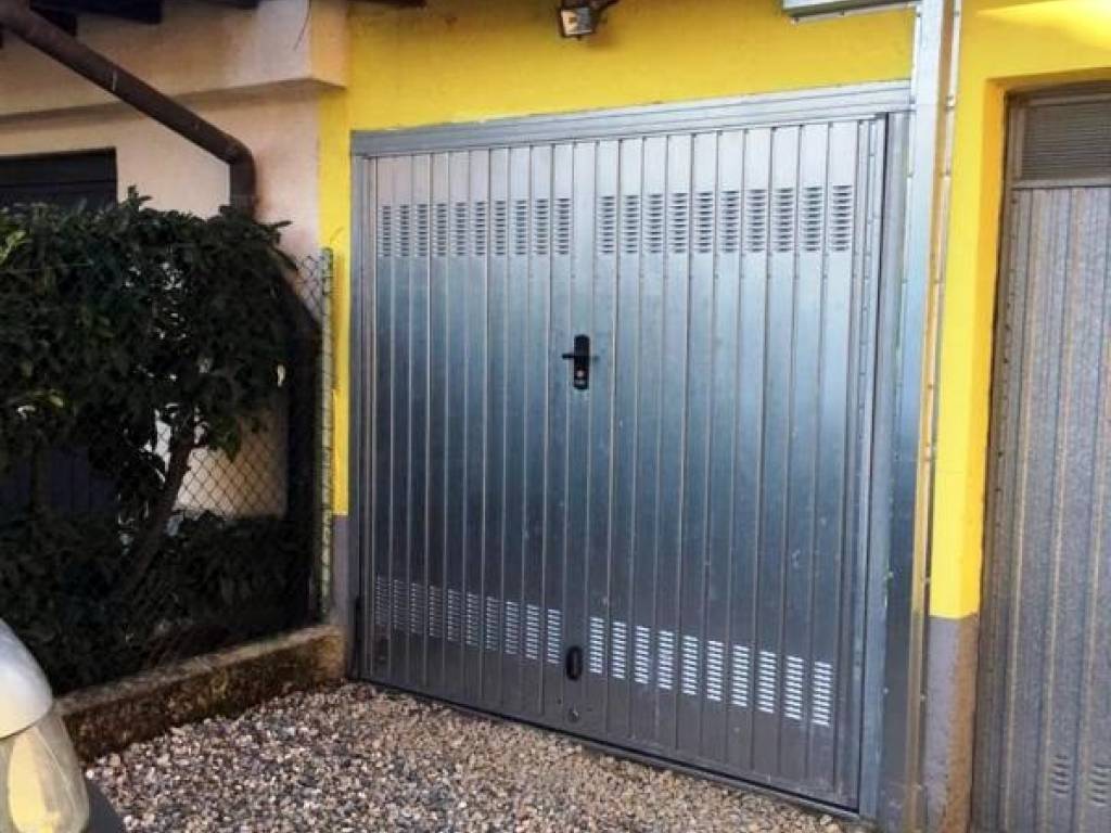 Garage - box via solferino, sant'ambrogio, seregno