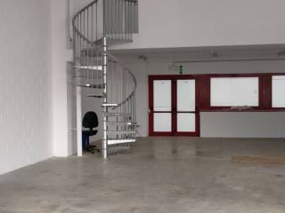 Capannoni In Affitto Genova Immobiliare It