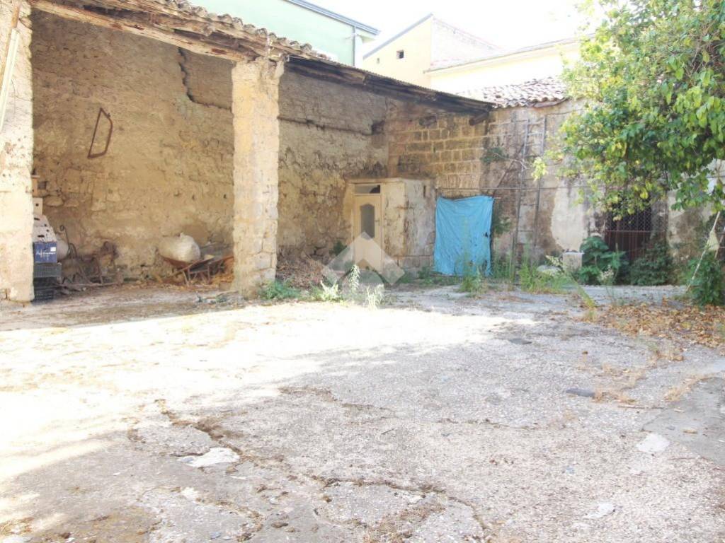 cortile interno