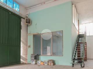 INTERNO