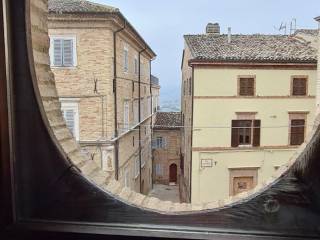 PARTICOLARE AFFACCIO