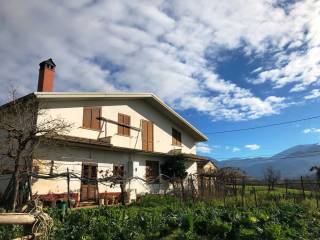 Foto - Vendita villa con giardino, Laino Borgo, Pollino