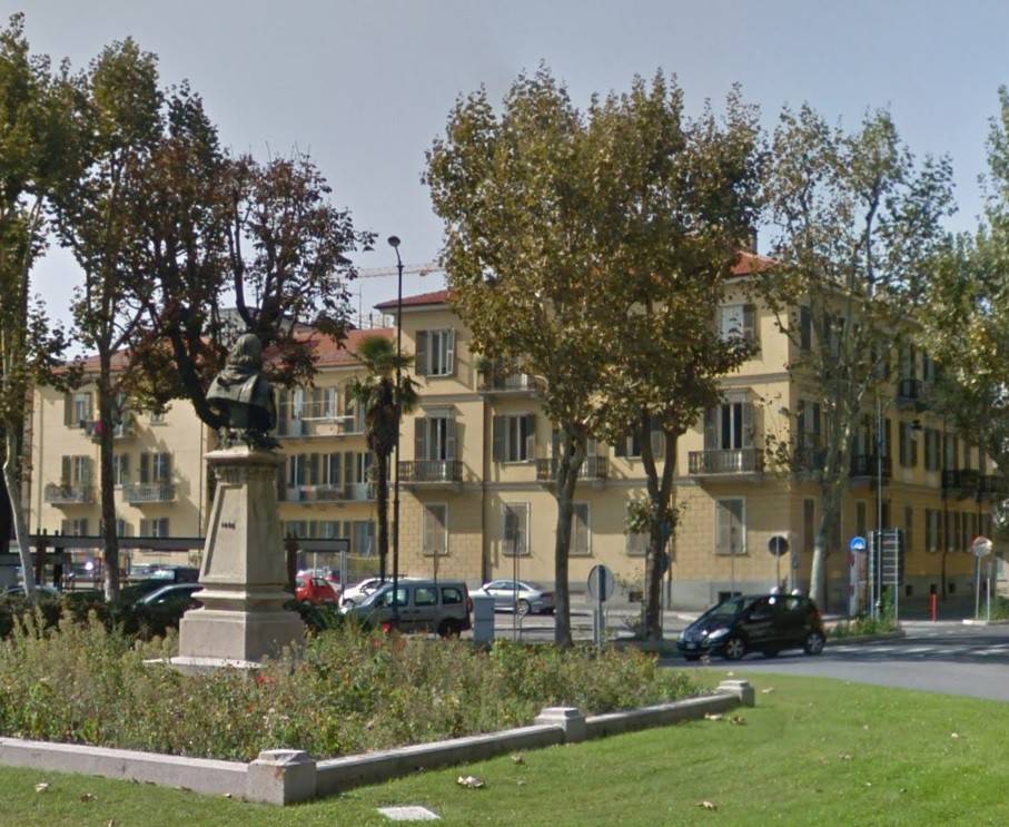Posto auto - moto rondò giuseppe garibaldi, centro, cuneo