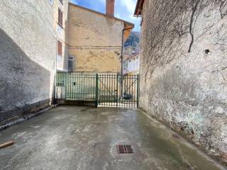 Cortile per spazio manovra