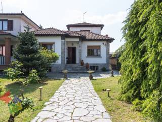 Ville In Vendita Motta Visconti Immobiliare It