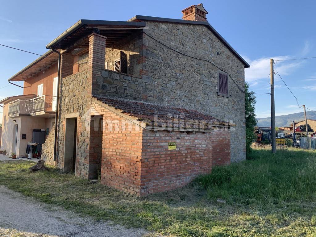 PORZIONE DI CASA AL GREZZO CAMUCIA