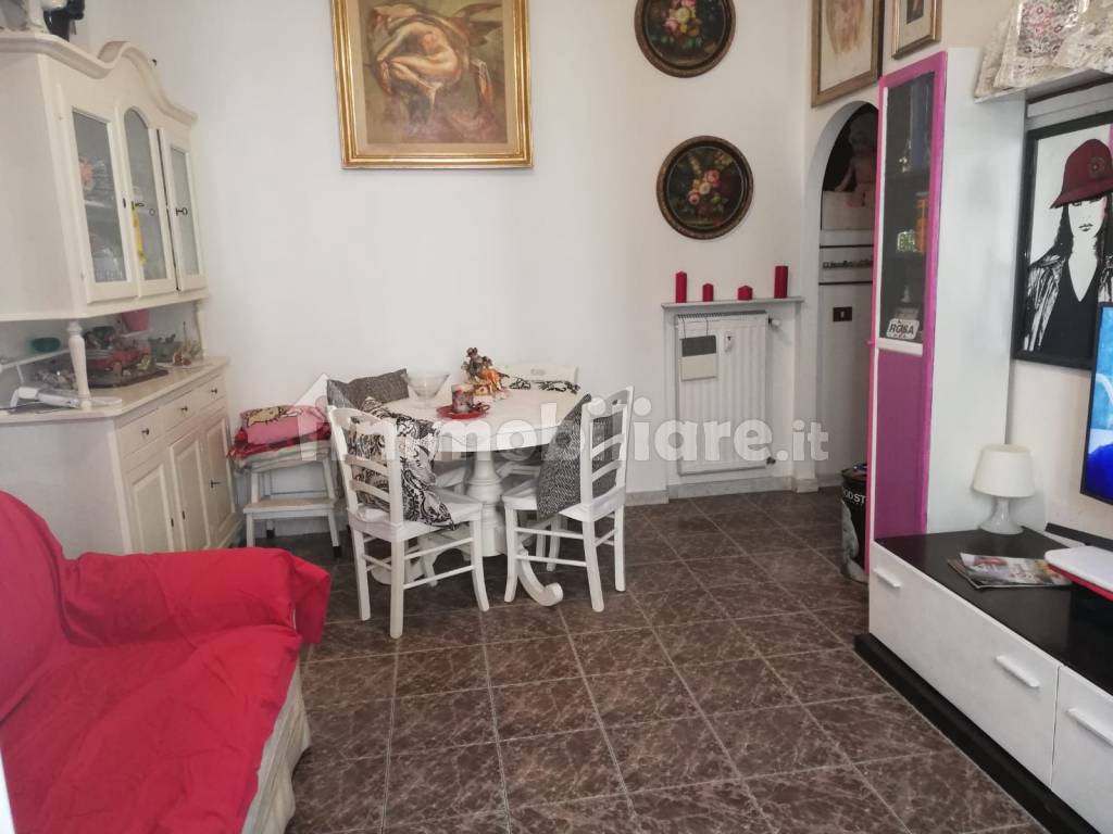 Vendita Appartamento Roma. Bilocale in via Tommaso.... Buono stato, piano  rialzato, riscaldamento centralizzato, rif. 88268105