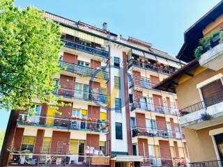 Case ai piani intermedi in vendita in zona Belforte, Varese - Immobiliare.it