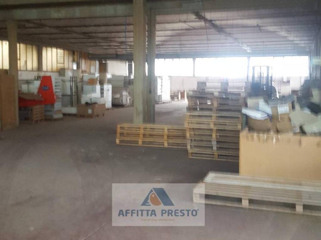 Capannone via francesco baracca 1, centro, ponsacco