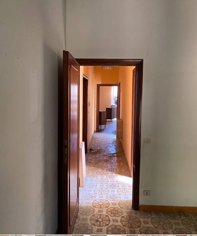 INTERNO