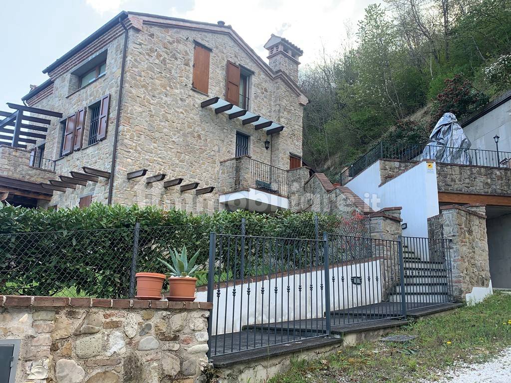 Montefiore Borgo Auro