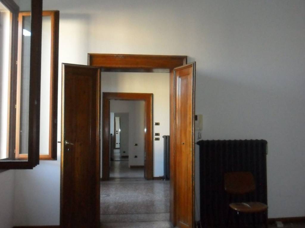 Ufficio - studio piazza vittorio emanuele ii, centro, montagnana