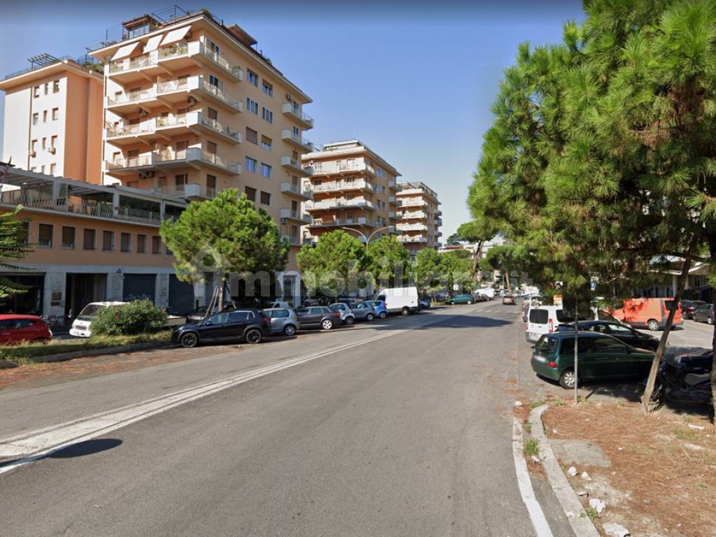 Locale commerciale piazzale delle Medaglie d'Oro, Roma, Rif. 88942155 Immobiliare.it Locale commerciale piazzale delle Medaglie d'Oro, Roma, Rif. 88942155 Immobiliare.it