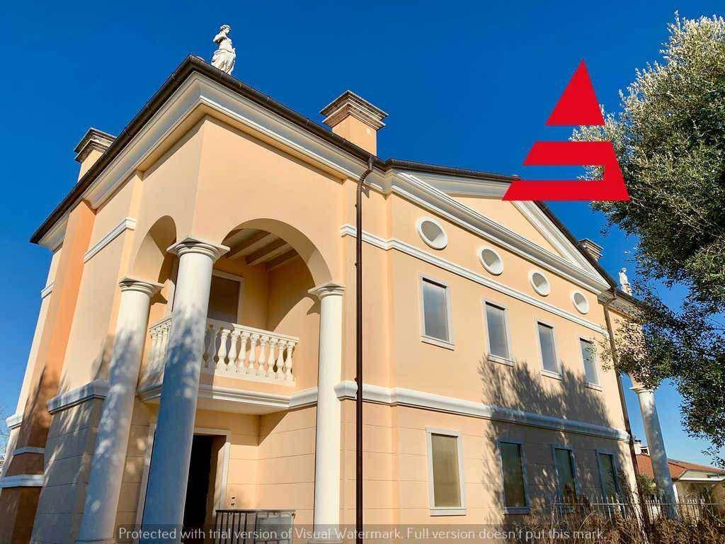 Villa in vendita a Tezze sul Brenta