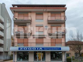 Vendita Appartamento San Donà di Piave. Bilocale in via Vizzotto 41. Su più  livelli, con balcone, rif. 84567842