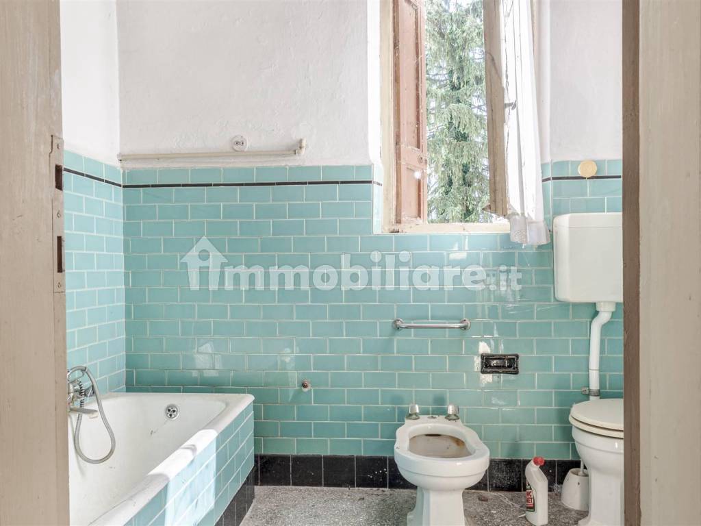 1 piano bagno