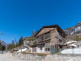 Case con giardino in vendita a Col Di Rocca - Rocca Pietore ...