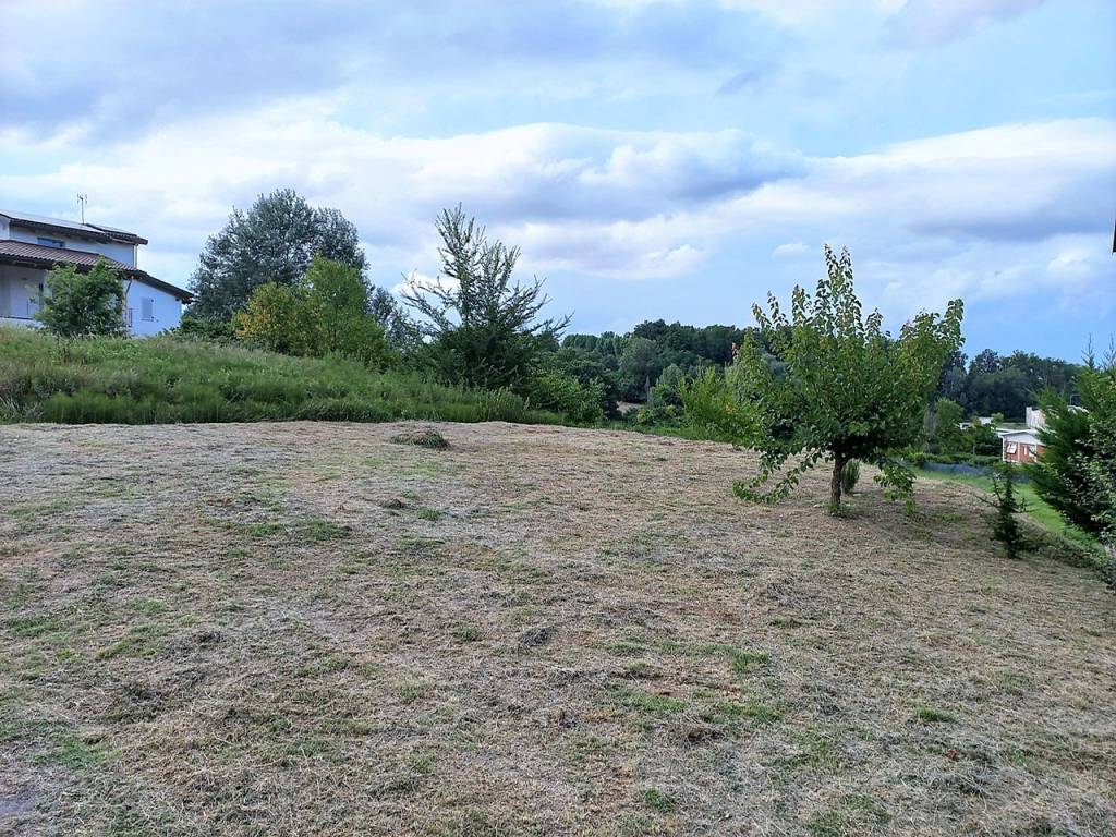 Terreno edificabile frazione stazione di portacomaro 10, portacomaro stazione, asti
