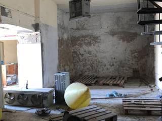 INTERNO