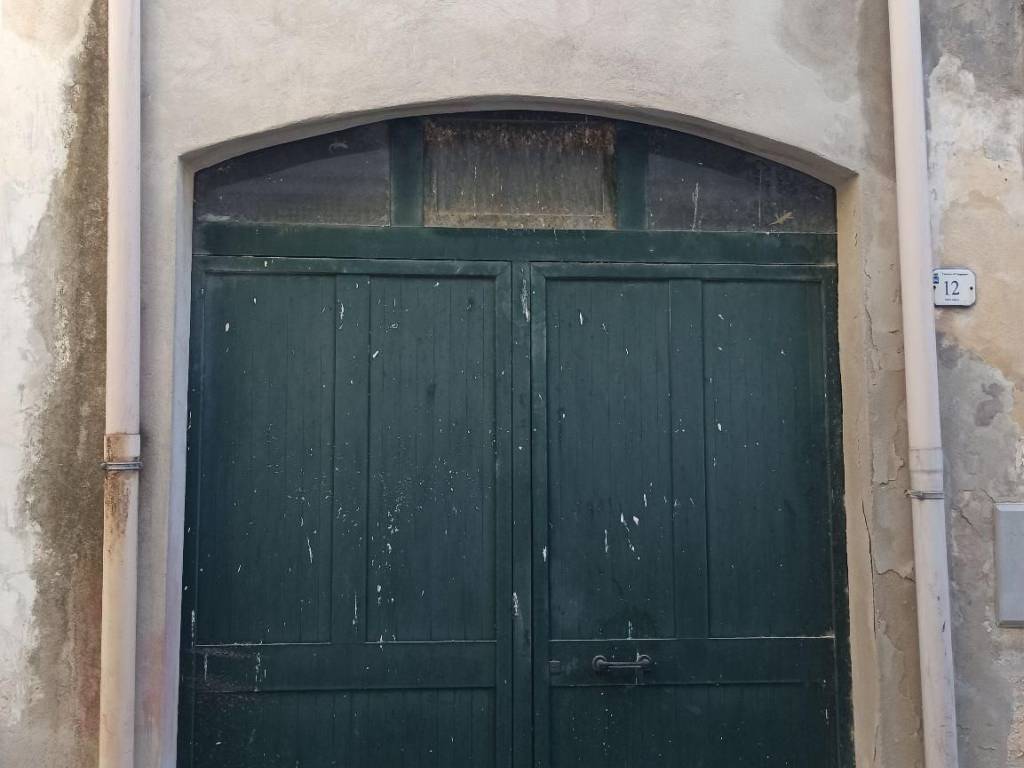 Garage - box via asilo 4, centro, guagnano