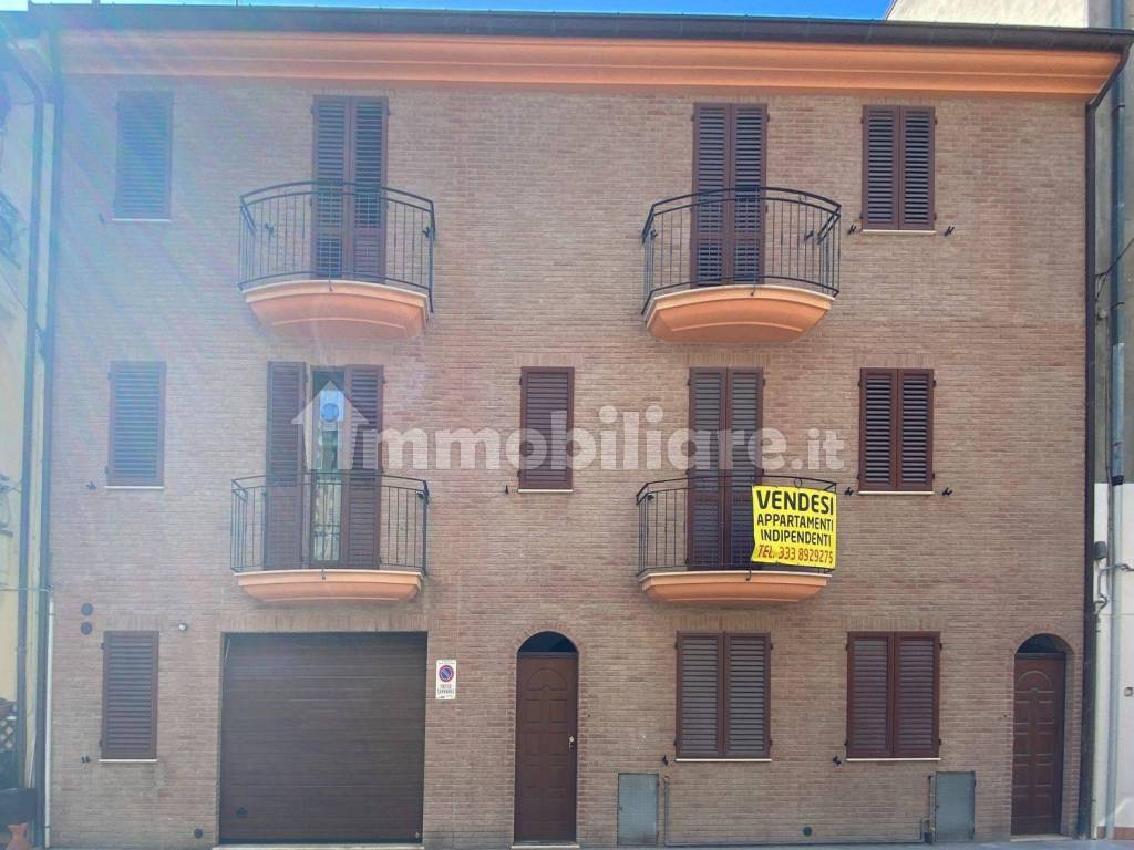 Vendita Appartamento in via Raffaele.... Porto San Giorgio. Nuovo, piano  terra, posto auto, rif. 82897251