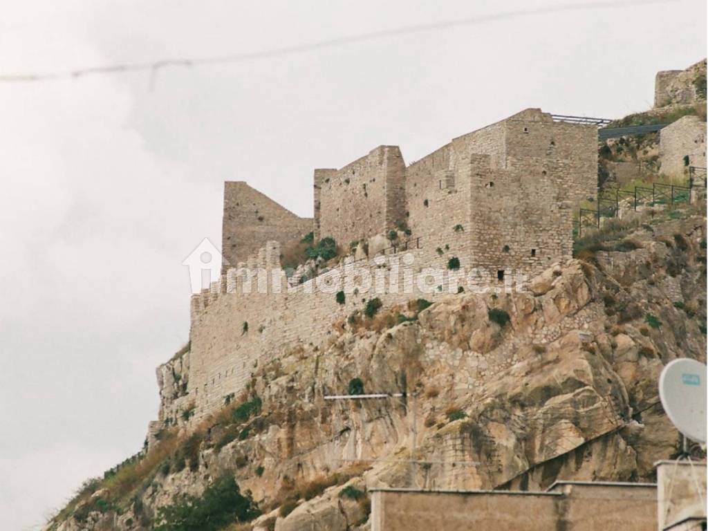 CASTELLO GIA' RESTAURATO