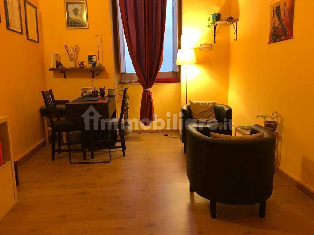 Ufficio Studio via Cisterna dell'Olio 18, Napoli, Rif. 90920236 Immobiliare.it