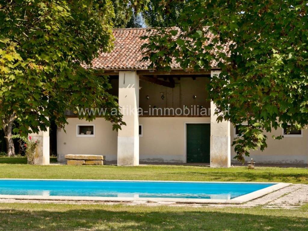 rustico vendita venezia piscina storico  14