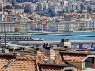 Foto - Terratetto plurifamiliare 1900 m², ottimo stato, San Giacomo, Trieste