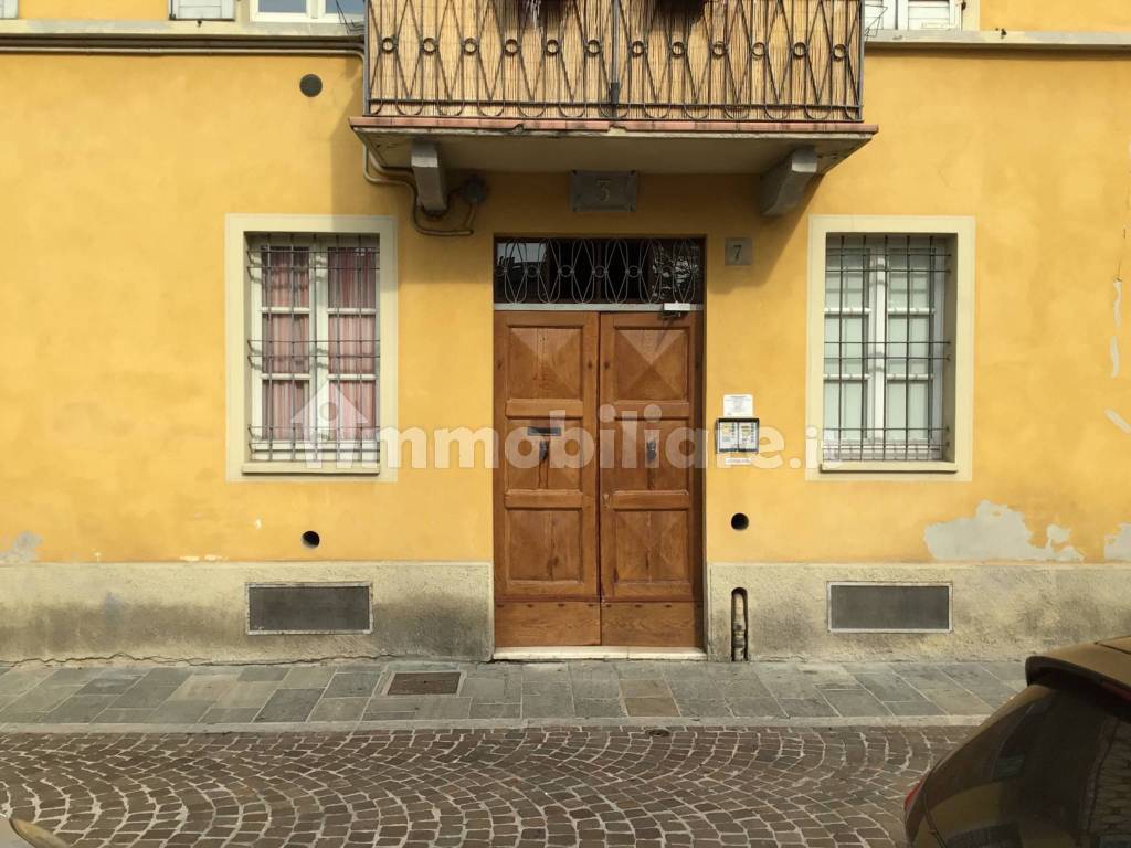 Rent Apartment Parma. Studio in Guasti di Santa.... Excellent condition