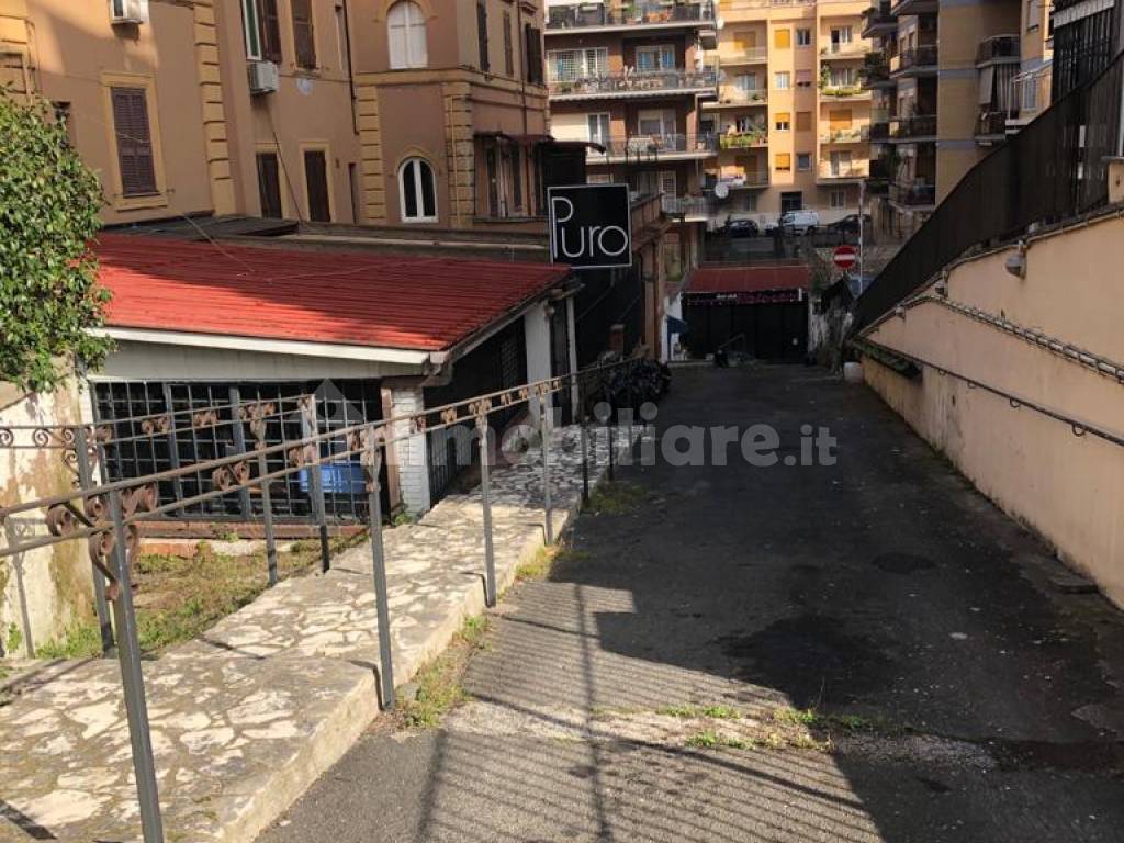 Locale commerciale via Antonio De Viti De Marco, Roma, rif. 92060760 Immobiliare.it Locale commerciale via Antonio De Viti De Marco, Roma, rif. 92060760 Immobiliare.it