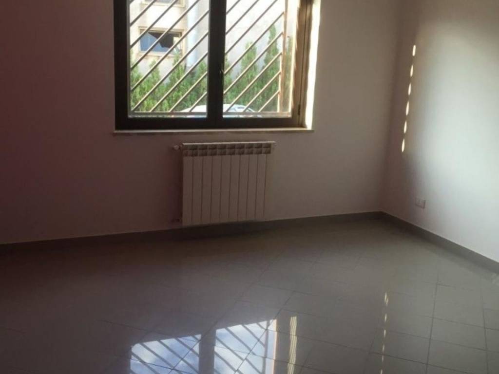 Ufficio - studio viale magna grecia, fortuna - corvo, catanzaro