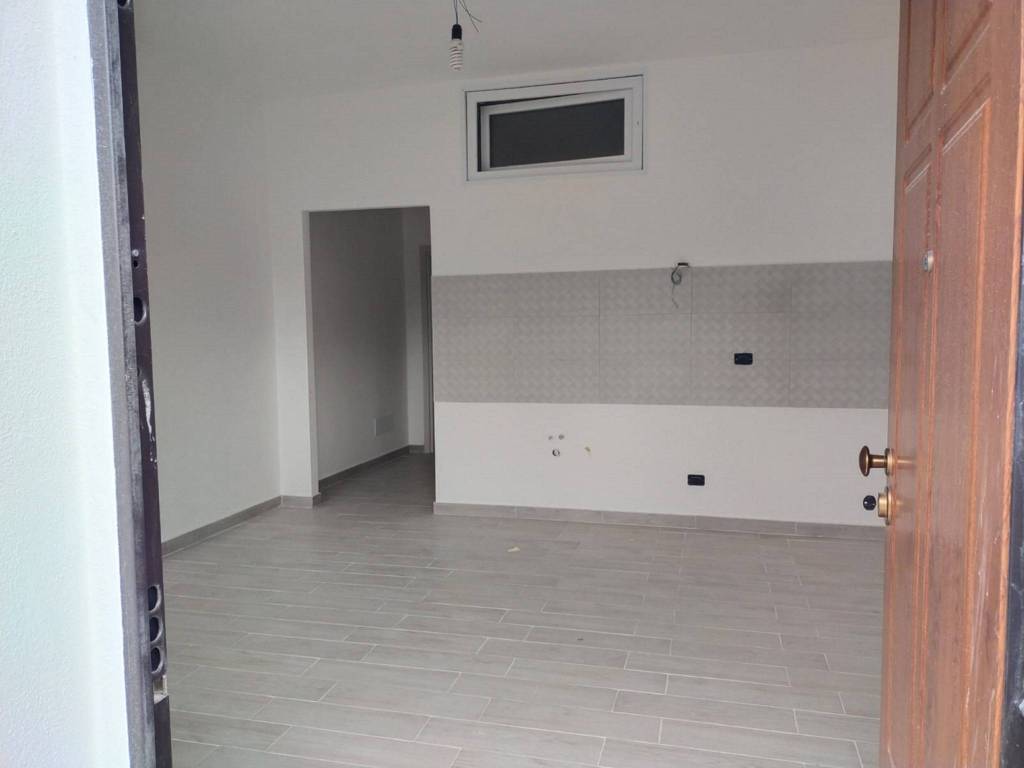 Vendita Appartamento San Giovanni la Punta. Bilocale in via delle Sciare. Ottimo stato, piano