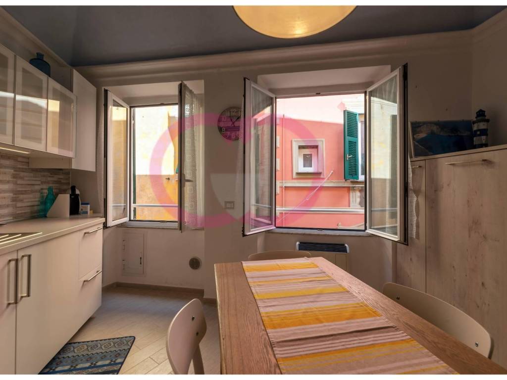 Affitto Appartamento Varazze. Bilocale in via Malocello. Ottimo stato,  secondo piano, rif. 92326650