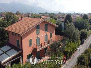 Agenzia Immobiliare Vittoria: real estate agency of Forte dei Marmi -  Immobiliare.it