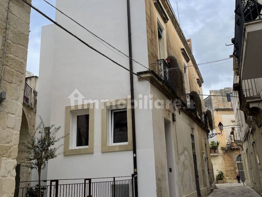 Palazzo Edificio via Quinto Fabio Balbo 6, Lecce, rif. 92319770