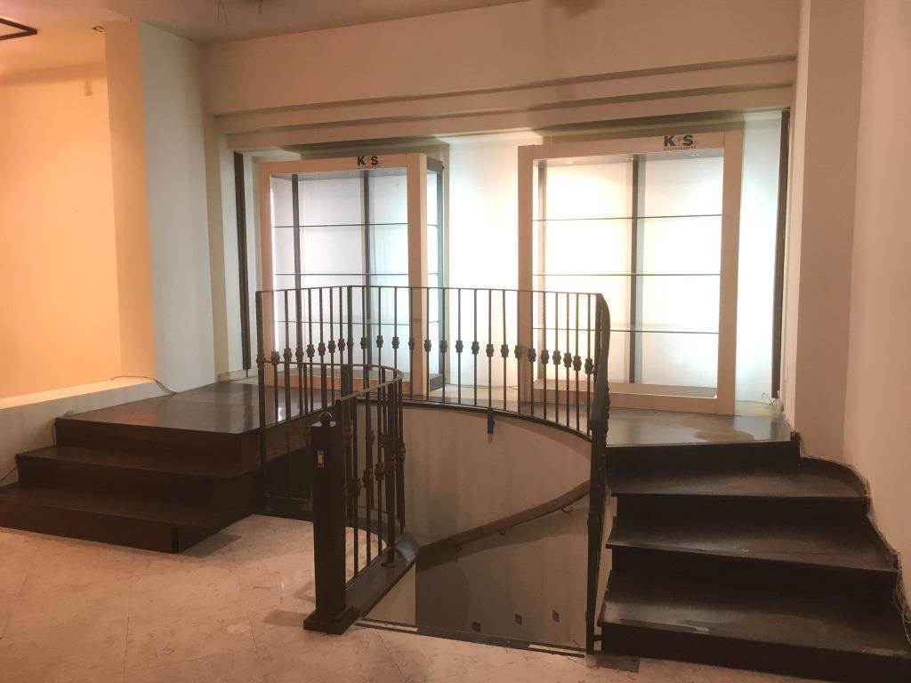 scala interna per il piano seminterrato