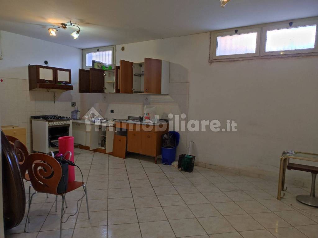 Trilocale via Leonardo Mellano 110, Acilia, Roma