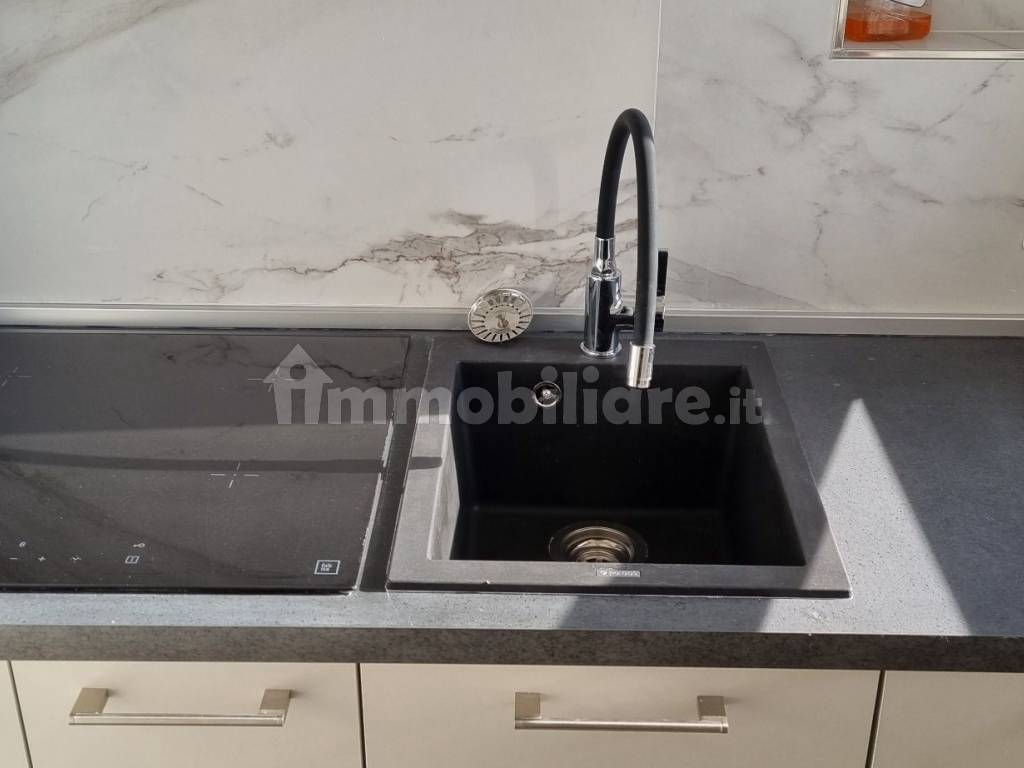 Rent Apartment Milan. Studio in corso Lodi 59. Excellent condition