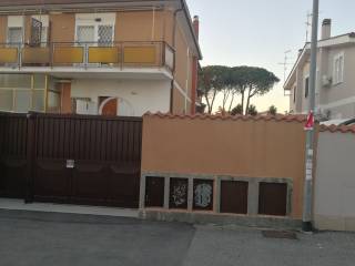 Houses for sale in Via Camillo Miola, Rome - Immobiliare.it