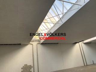 capannone industriale in vendita a Merate